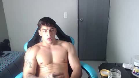 team23hot0 online show from November 21, 2025, 4:22 am