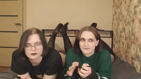 July online show from April 19, 2026, 9:06 pm