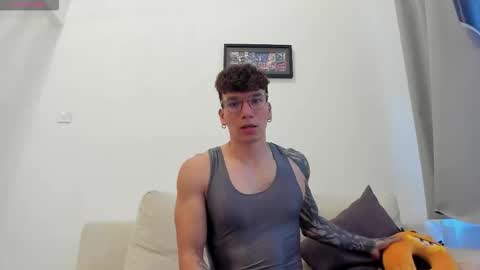 Esteban online show from March 16, 2026, 6:39 am