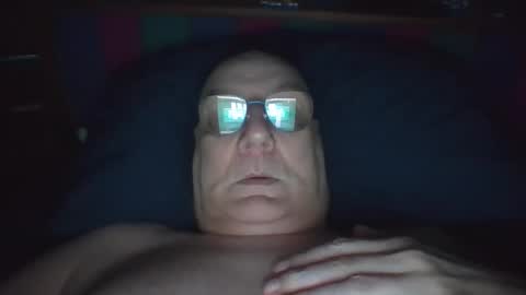 Snapshot of tebb61 chatting on September 21, 2025, 6:04 am Mark online show from September 21, 2025, 6:04 am