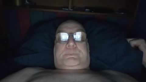Snapshot of tebb61 chatting on September 22, 2025, 7:10 am Mark online show from September 22, 2025, 7:10 am