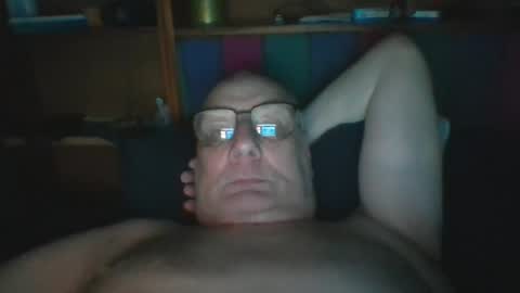 Snapshot of tebb61 chatting on June 24, 2026, 7:51 am Mark online show from June 24, 2026, 7:51 am