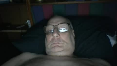 Snapshot of tebb61 chatting on June 26, 2026, 7:35 am Mark online show from June 26, 2026, 7:35 am