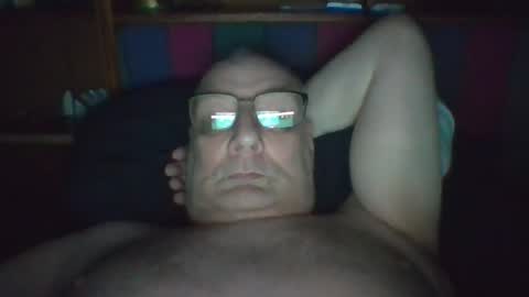 Snapshot of tebb61 chatting on July 7, 2026, 7:09 am Mark online show from July 7, 2026, 7:09 am