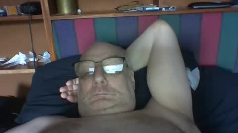 Snapshot of tebb61 chatting on July 11, 2026, 7:11 am Mark online show from July 11, 2026, 7:11 am