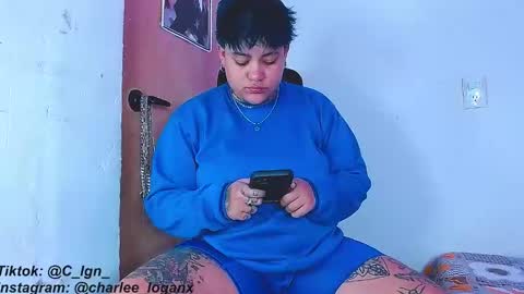 Charlee He online show from January 3, 2025, 3:05 am