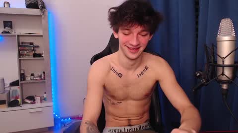 Teddy online show from December 19, 2024, 2:02 pm