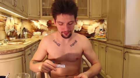 Teddy online show from March 9, 2025, 5:00 am