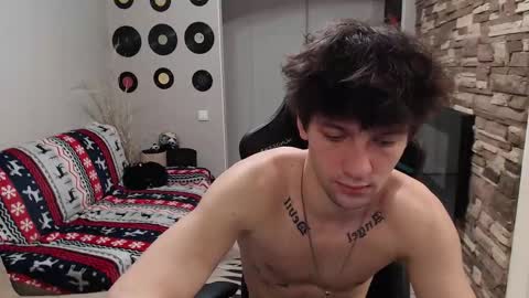 Teddy online show from December 4, 2025, 7:06 am