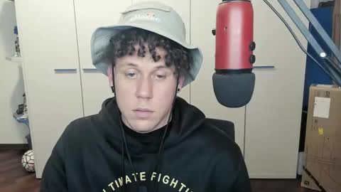 tedhmicro25 online show from February 13, 2025, 4:50 pm