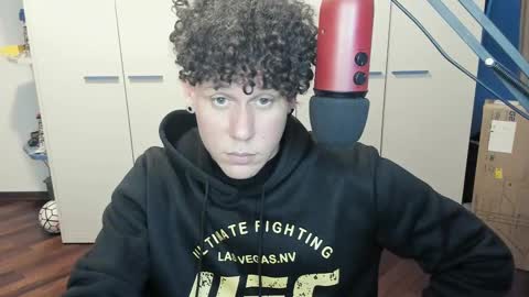 tedhmicro25 online show from February 18, 2025, 7:09 pm