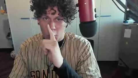 tedhmicro25 online show from March 4, 2025, 4:20 pm