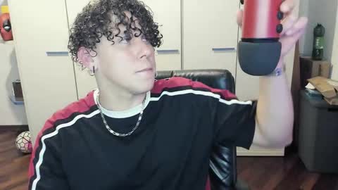 tedhmicro25 online show from November 17, 2025, 5:52 pm