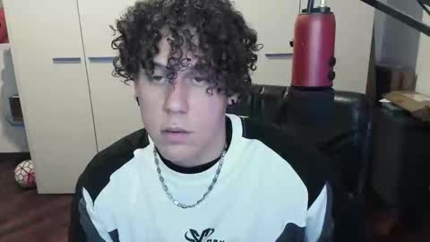 tedhmicro25 online show from December 1, 2025, 6:02 pm