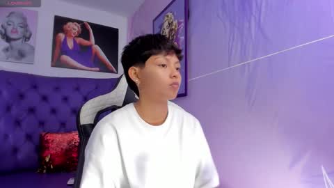 Snapshot of tefi_meow chatting on September 16, 2025, 12:17 pm Stefani  online show from September 16, 2025, 12:17 pm