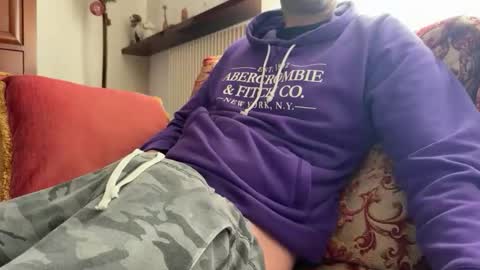 tegadura07 online show from November 18, 2025, 8:19 am