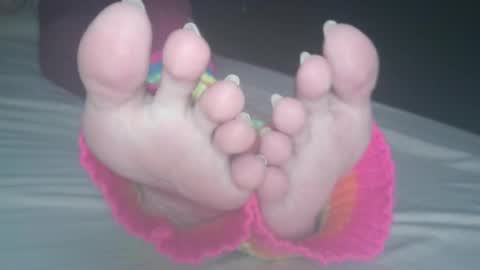 Viv West online show from January 6, 2025, 5:30 am