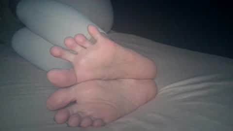 Viv West online show from February 3, 2026, 6:22 am