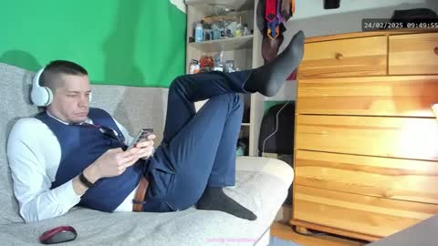 Virg Lszl online show from February 24, 2025, 8:49 am