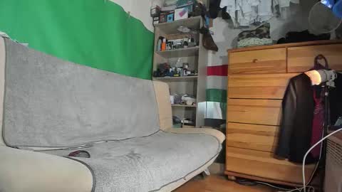 Virg Lszl online show from October 6, 2025, 5:54 pm