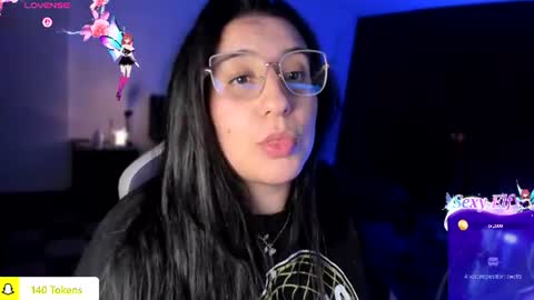 Snapshot of tellme_maddie chatting on July 15, 2026, 1:11 am Maddie online show from July 15, 2026, 1:11 am