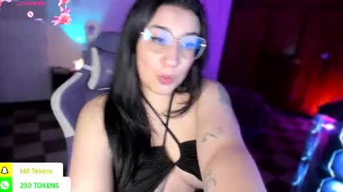 Snapshot of tellme_maddie chatting on July 18, 2026, 10:35 pm Maddie online show from July 18, 2026, 10:35 pm