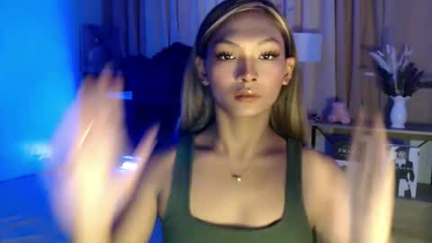 Snapshot of temptation_ashley chatting on May 7, 2026, 8:20 am temptation_ashley online show from May 7, 2026, 8:20 am