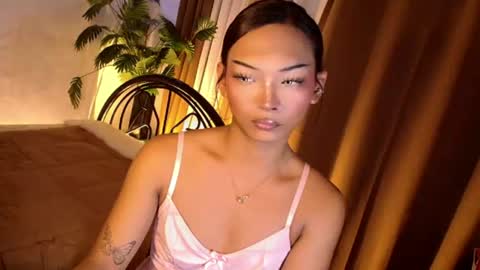 Snapshot of temptation_ashley chatting on June 25, 2026, 7:35 am temptation_ashley online show from June 25, 2026, 7:35 am