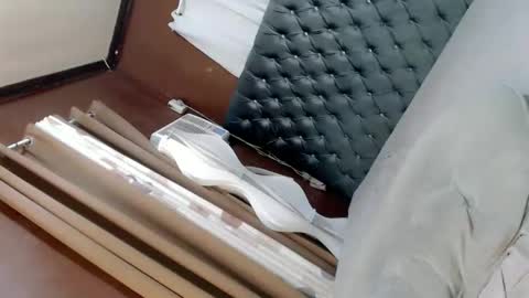 Snapshot of temptationofsex chatting on February 2, 2025, 10:02 am EVA GLASSCOTT online show from February 2, 2025, 10:02 am