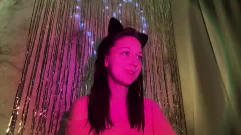 temptingvision online show from December 17, 2025, 2:45 pm