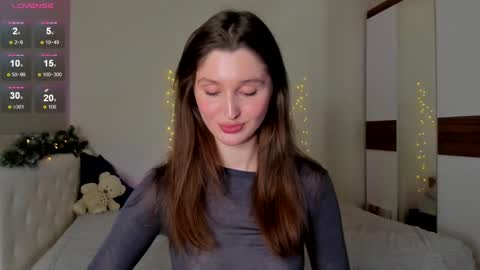 Snapshot of tender_babyy chatting on December 21, 2024, 2:26 pm Sexy girl Li online show from December 21, 2024, 2:26 pm