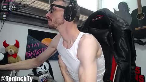 Ty online show from October 25, 2025, 6:13 pm