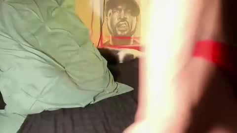 Teo online show from December 4, 2025, 9:23 pm