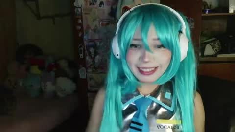 Terra Elowen online show from April 16, 2026, 1:17 am