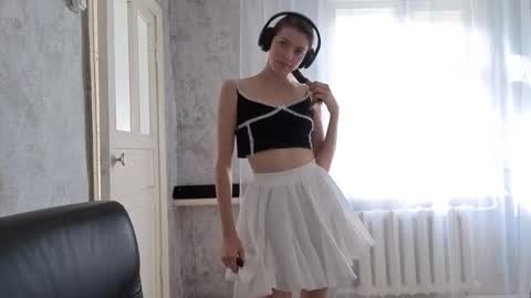 Anny Simpson online show from October 2, 2025, 5:58 am