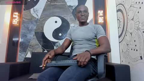 terranze_z online show from February 9, 2025, 7:41 pm