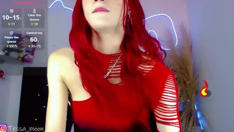 Snapshot of tessa_moon__ chatting on November 12, 2025, 9:25 pm Tessa online show from November 12, 2025, 9:25 pm