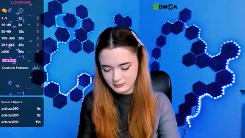 tessa_tea online show from December 4, 2025, 8:17 pm