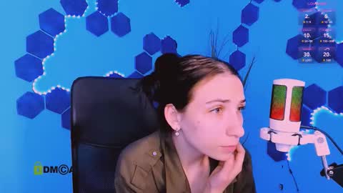 tessa_tea online show from January 18, 2026, 12:09 pm