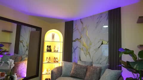 Tessa Fox online show from February 21, 2026, 11:33 am