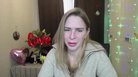 Snapshot of tessadaybreak chatting on February 15, 2025, 2:00 pm tessadaybreak online show from February 15, 2025, 2:00 pm
