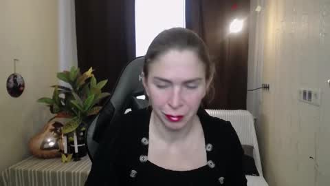 Snapshot of tessadaybreak chatting on February 27, 2025, 8:28 am tessadaybreak online show from February 27, 2025, 8:28 am