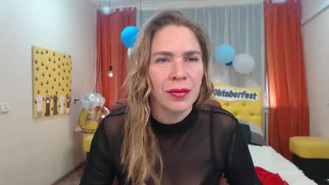Snapshot of tessadaybreak chatting on October 3, 2025, 8:11 am tessadaybreak online show from October 3, 2025, 8:11 am