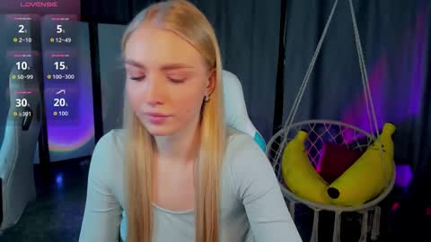 TessaHamilton online show from February 1, 2026, 10:14 am