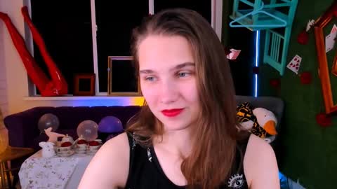 Snapshot of tessamill chatting on September 23, 2025, 5:32 am Tessa online show from September 23, 2025, 5:32 am