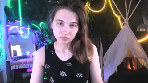 Snapshot of tessamill chatting on October 6, 2025, 5:16 am Tessa online show from October 6, 2025, 5:16 am