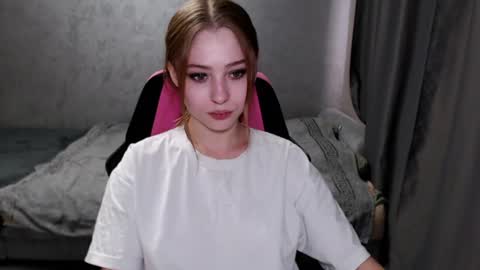 Tessa online show from July 30, 2026, 9:41 am