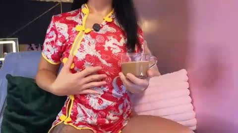 Snapshot of tessaxmith chatting on June 8, 2026, 9:31 am Tessa online show from June 8, 2026, 9:31 am