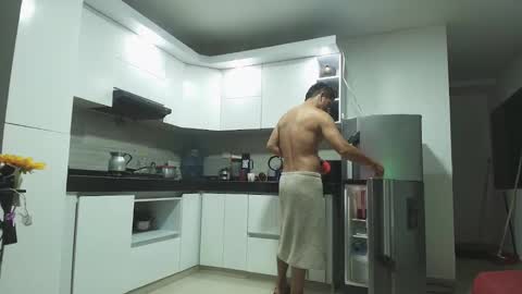 Snapshot of tessayleo_13 chatting on November 25, 2025, 12:05 pm tessa y leo online show from November 25, 2025, 12:05 pm