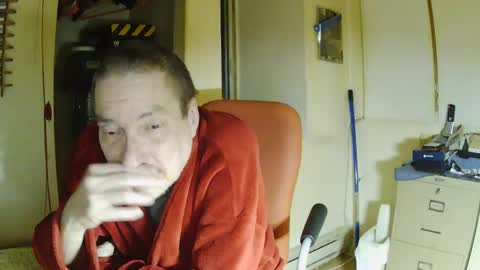 tetuo2 online show from February 28, 2025, 5:37 am